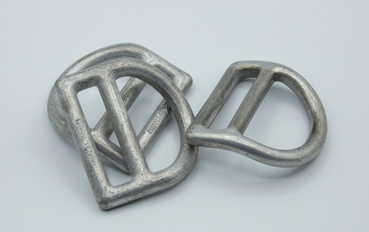 Curved charging ring