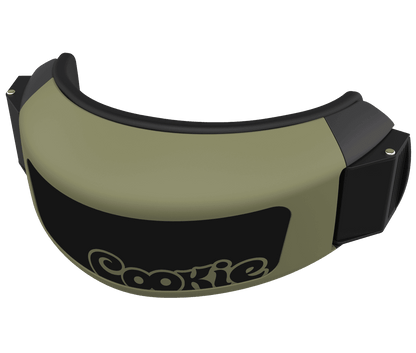 Fuel chinstrap with release