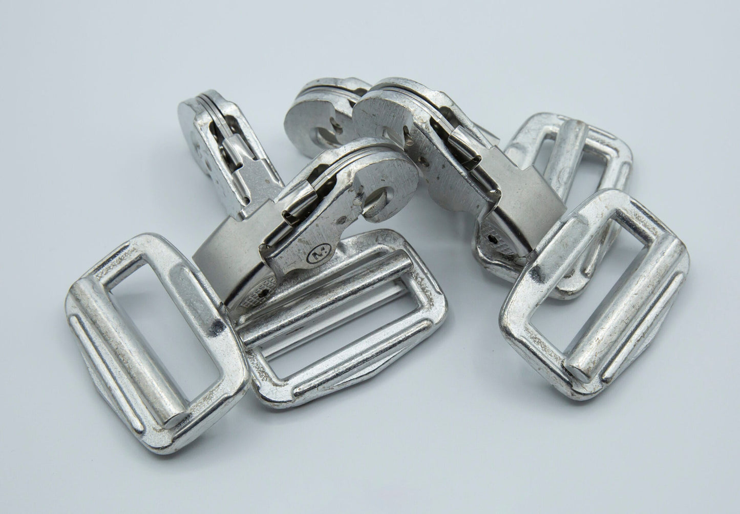 Quick ejector harness pax TDM