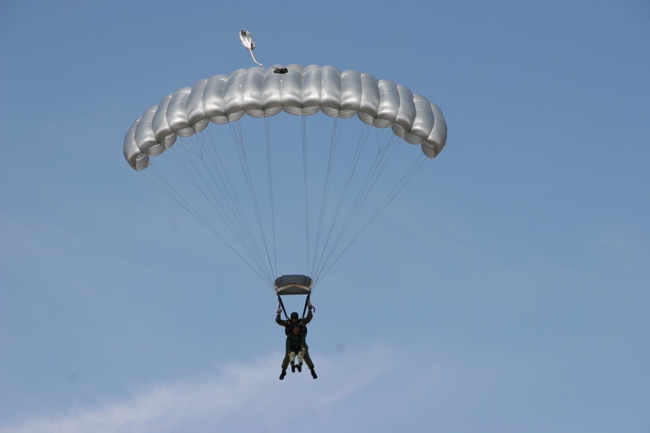 Reserve Canopies Tandem Twin 402